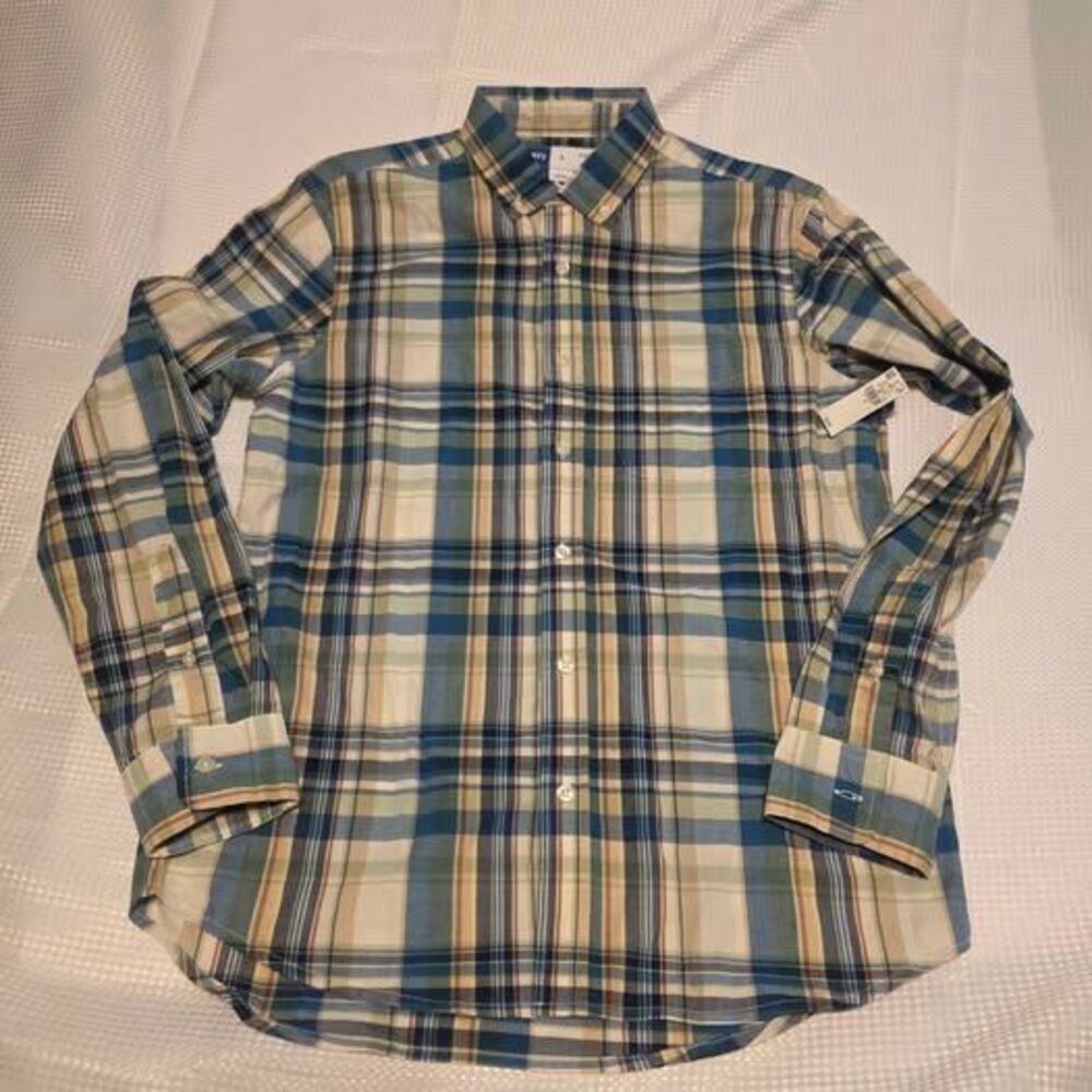 NEW w/ tags Men's Size Small Plaid Button Up Shirt